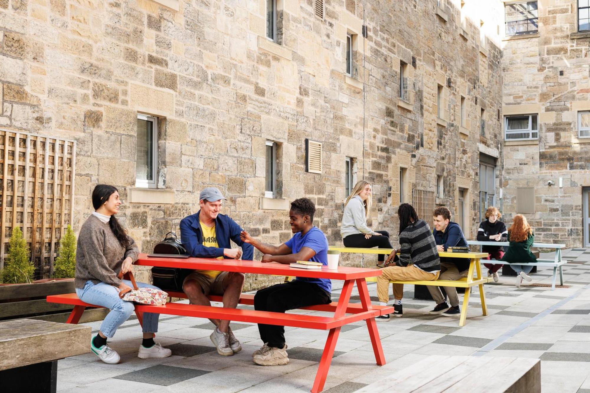 Unite Students - Sugarhouse Close - Royal Mile Edinburgh Dış mekan fotoğraf